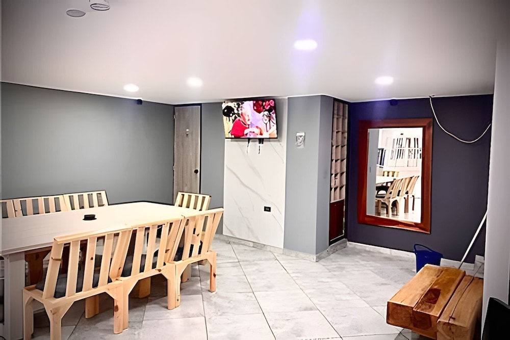 Elite Studios