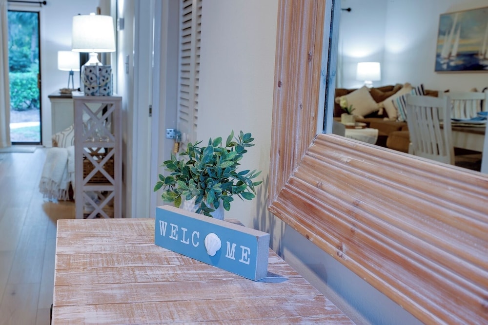 Hilton Head Retreat Gated Villa, Pets OK