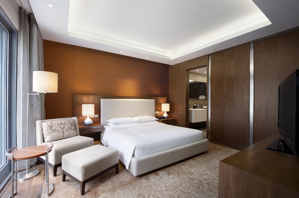 Mumbai Vacations - Grand Hyatt Mumbai Hotel and Serviced Apartments - Property Image 12