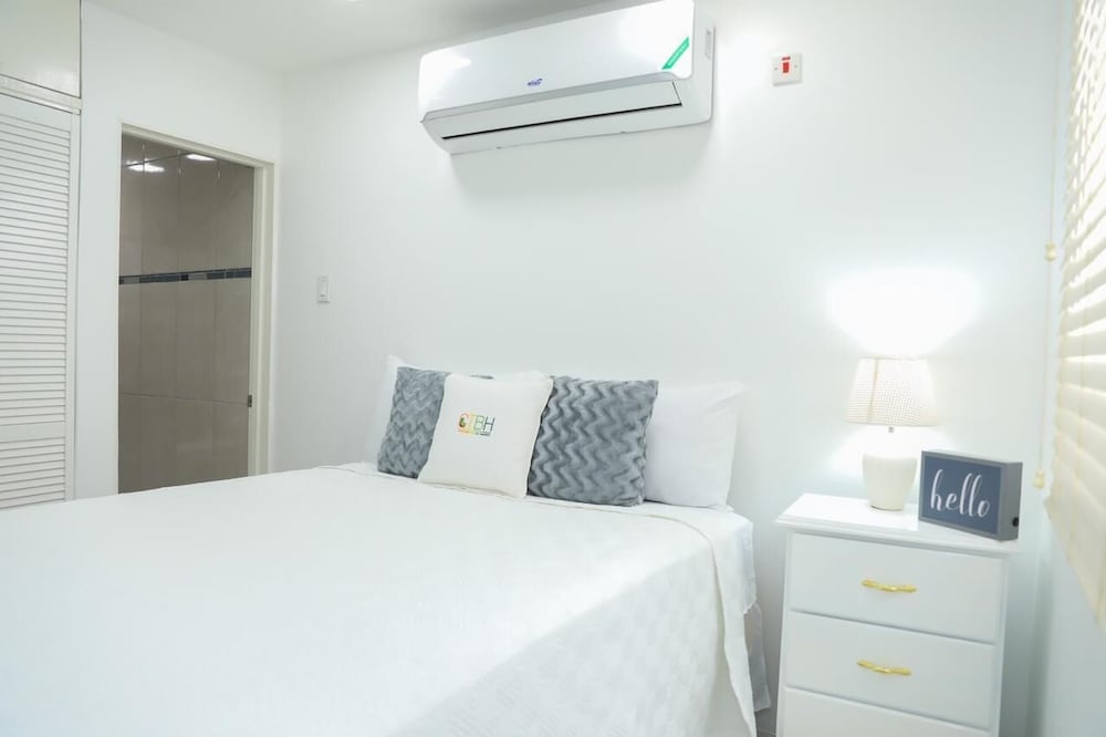 Kingston Guest Apartment At Valencia view 2
