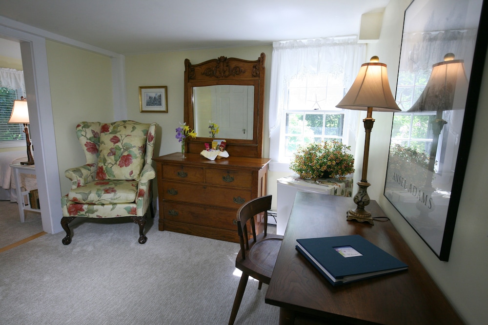 Morning Glory Inn
