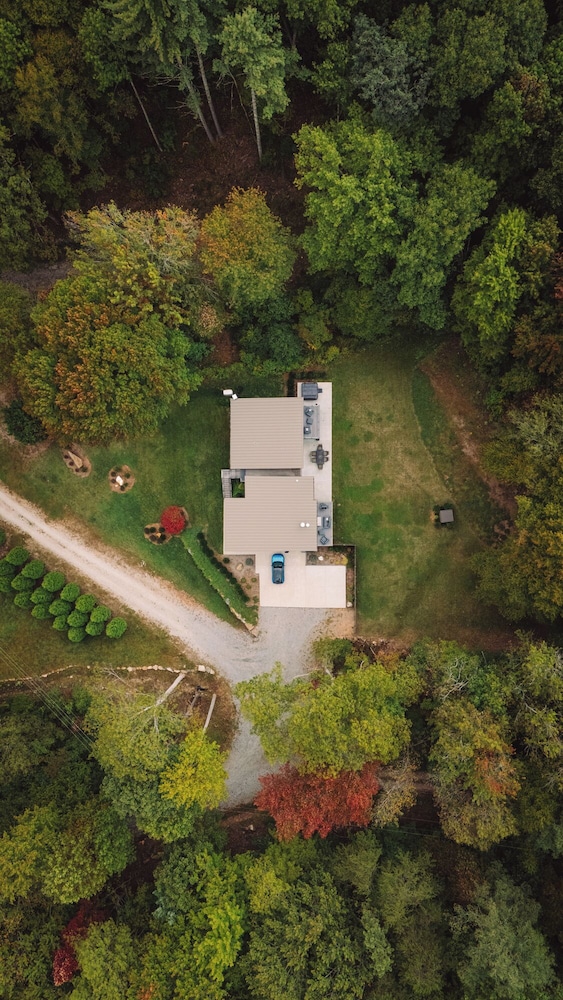 Luxury Home - The Retreat House