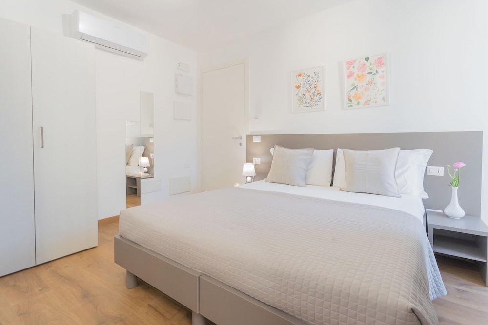 Pozzo Vertical Apartment With Garden and Parking by Rent all Como