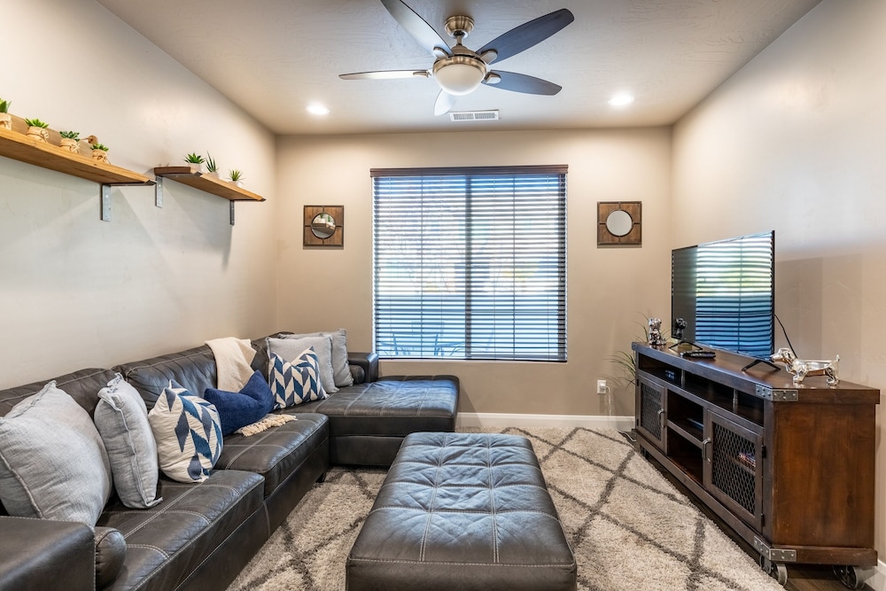 Sand Cove 3 Bedroom Townhouse