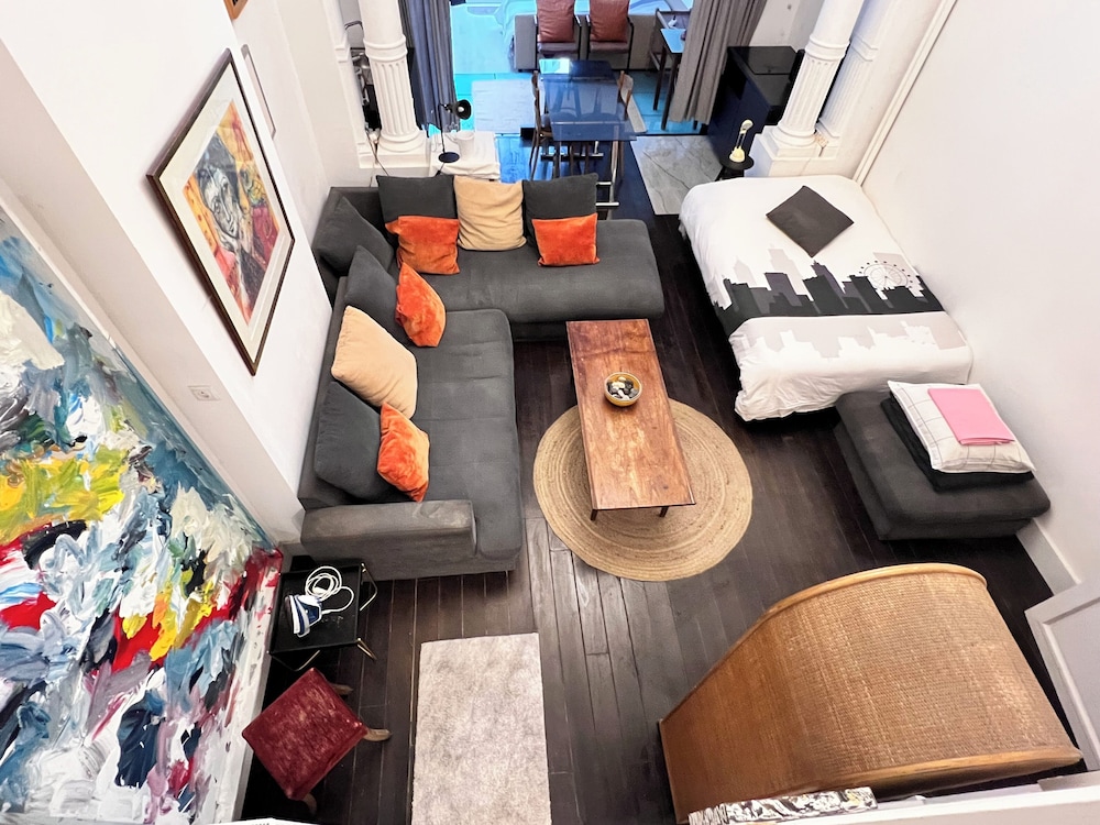 Chic Comfortable Loft and Natural Light