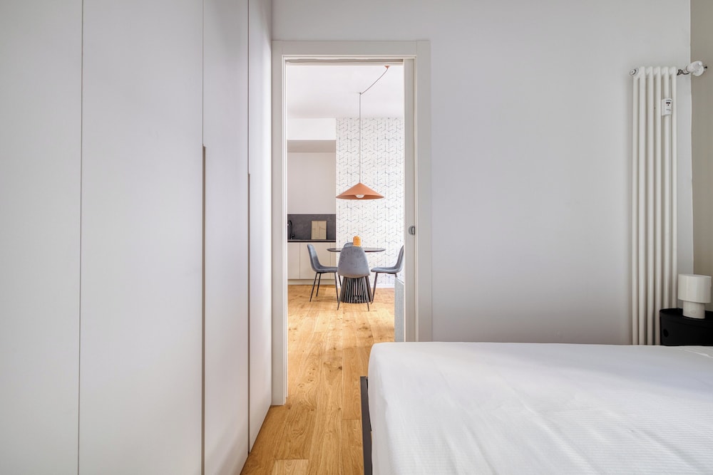 Modern 1-Bedroom Flat in Central Milan