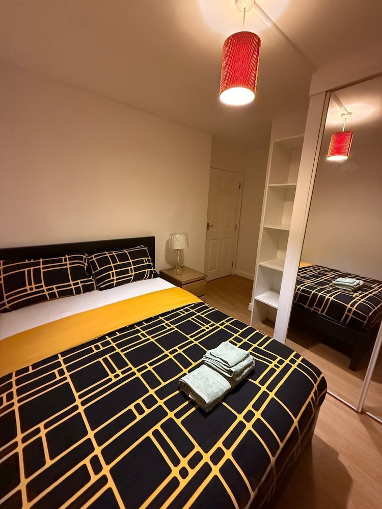London City Apartment - Lynbrook Grove