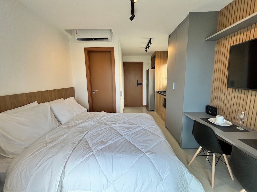 Modern and Fully Equipped Apartments 500m From Barra Beach in Salvador ZBN