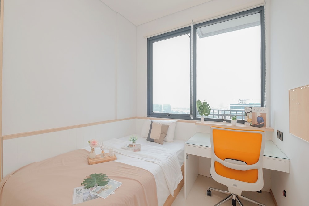 Modern Furnished 2Br At Samara Suites Apartment