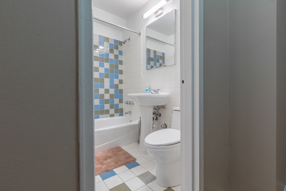Lovely 1 Bedroom New York Apartment