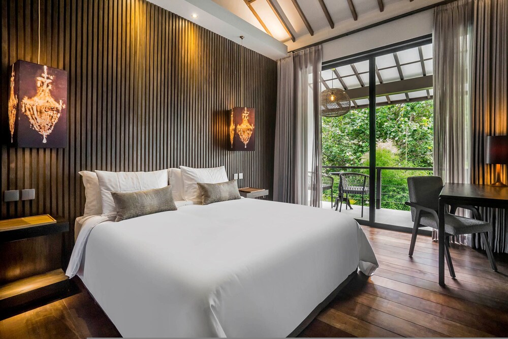 Umayam Luxury Townhouse 7 by Alfred in Bali - New Modern Luxury 3BR w Pool Near Pererenan Beach