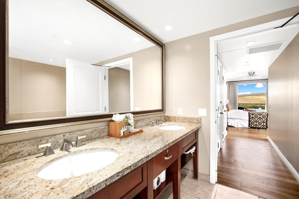 Honua Kai Konea 2 Free Rental Cars KBM Resorts Extra Large Lanai 2 Units, 3 Bedrooms Ml-1460