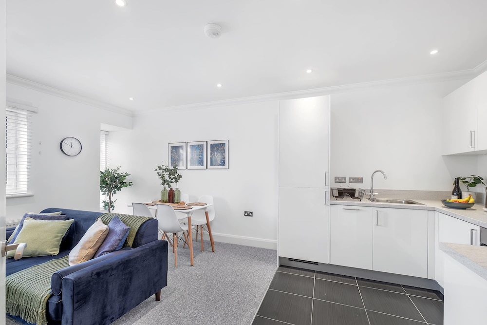 30 Monthly Discount Long-stay St Mary s Retreat