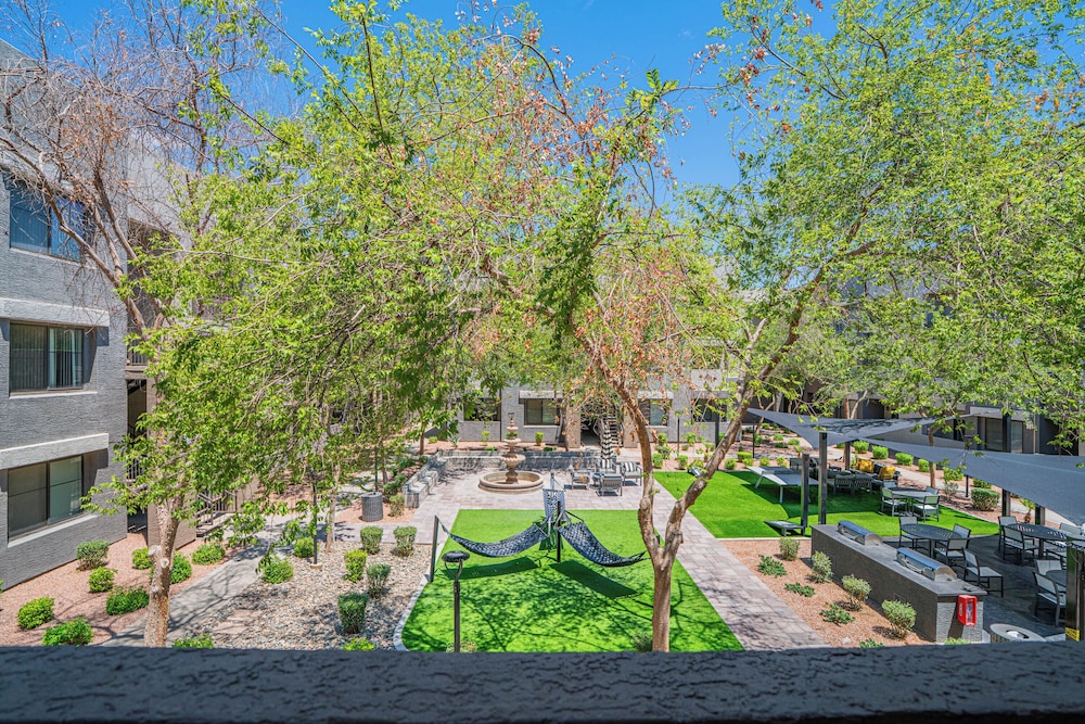 ROVE LIVING/KB - Zone Westgate