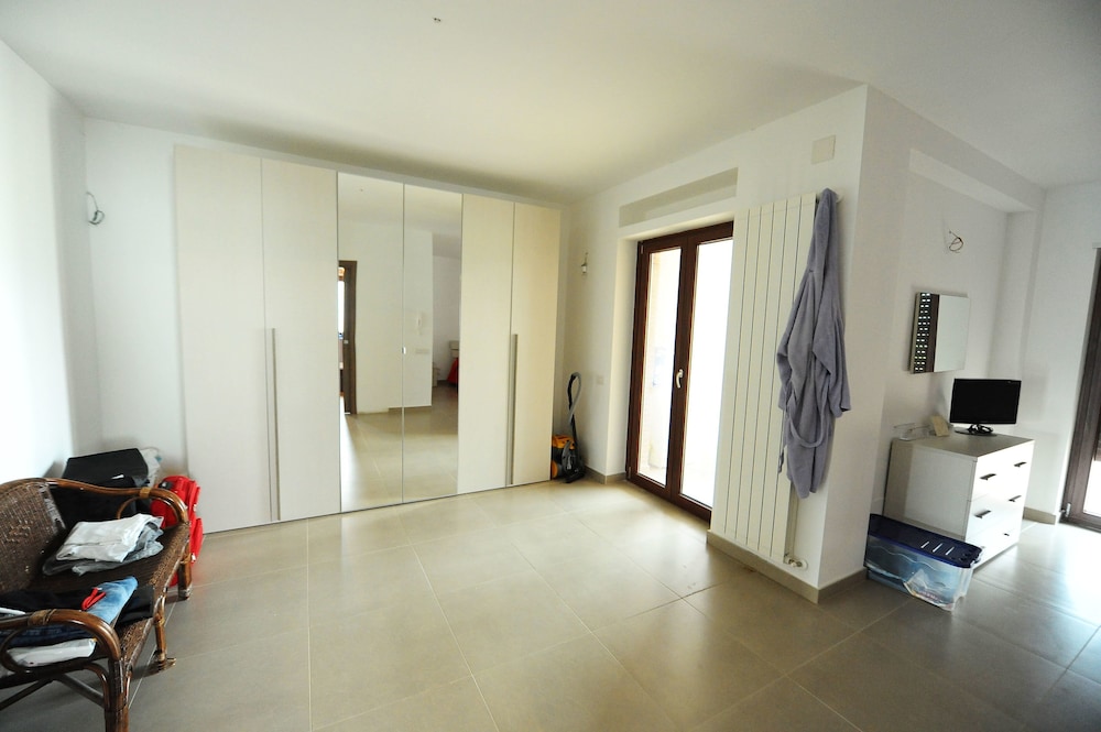 Photo 32