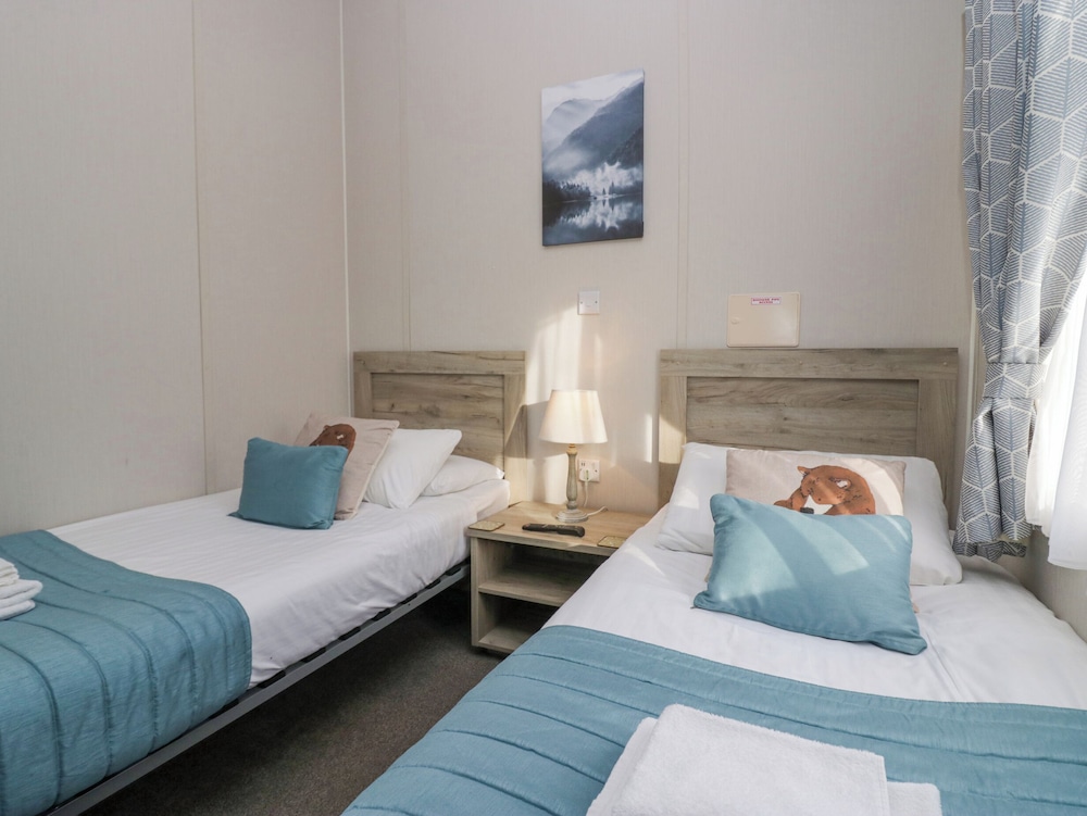 The Three Bears Lodge, Coniston Drive 11