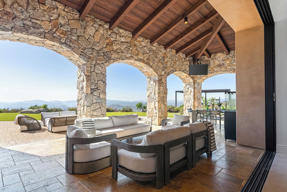 Infinity Pool, Theater, Pickleball + 360 Views Near Lake Poway Sunset Point Estate by Avantstay