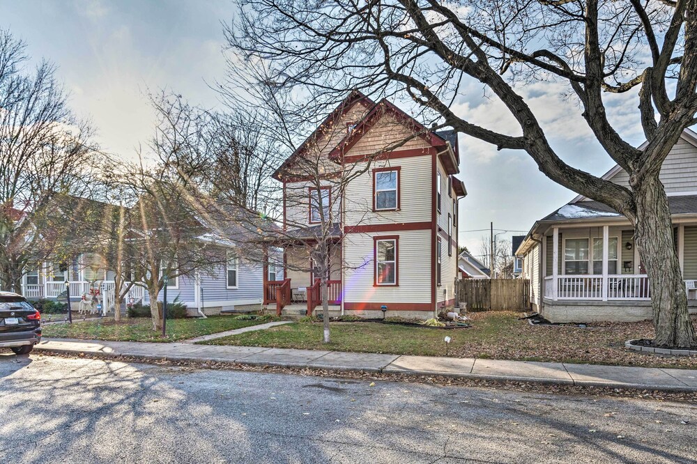 Cozy Indianapolis Home w/ Private Hot Tub!