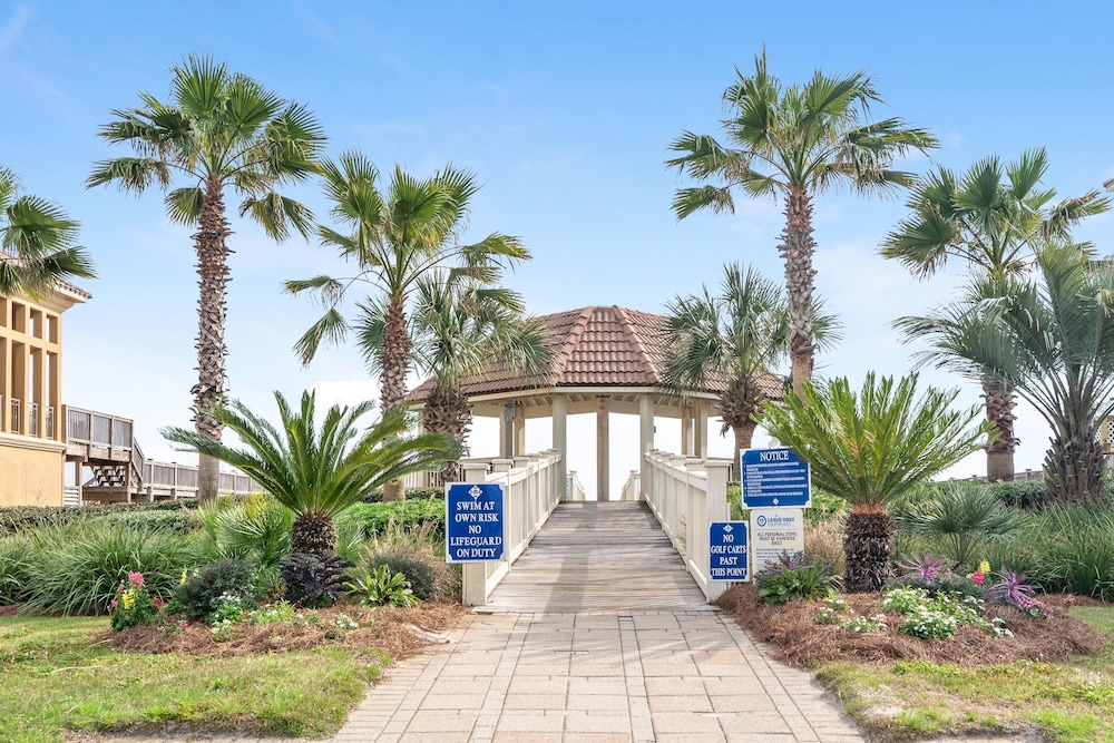 Reunion Beach House