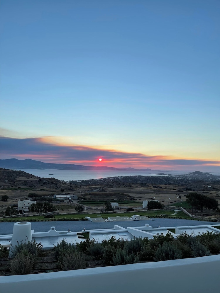La Grande Vue Private Villas