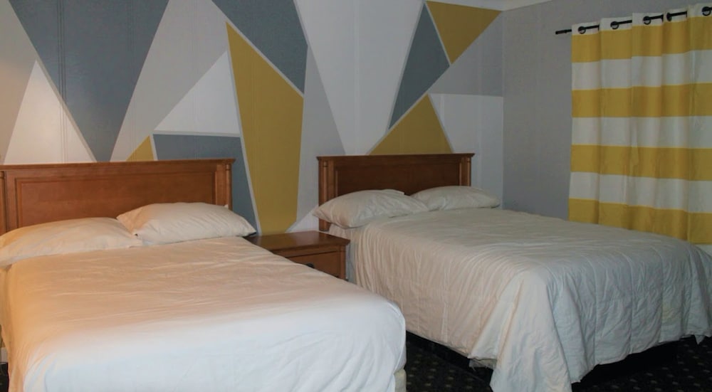 Bluewater Motel view 2