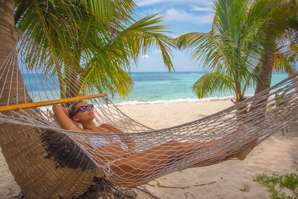 Ranguana Caye Cabanas