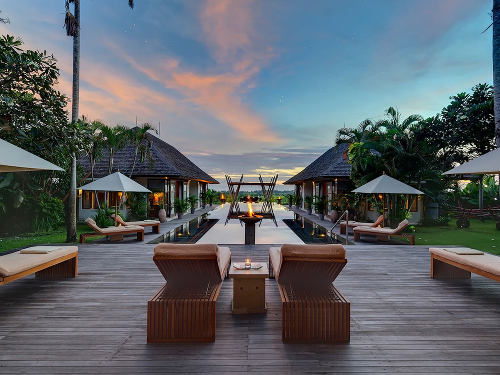 Mandalay Villas