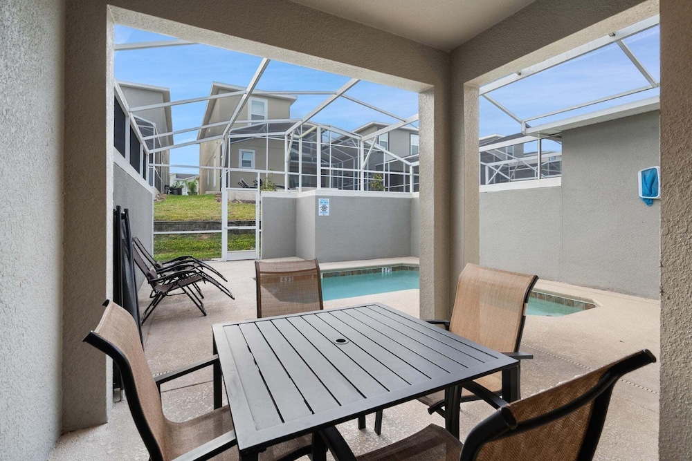 Championsgate Resort 4 Bedroom Private Pool Townhome 4 Townhouse