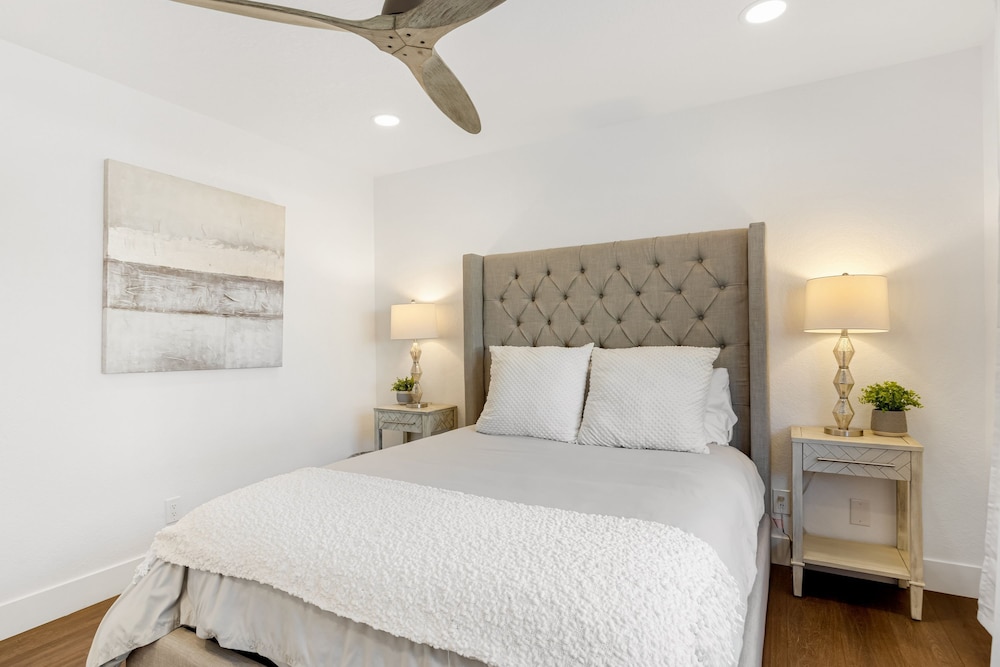 Paso Vista Bella by Avantstay Luxe Group Escape w Wine Country Views