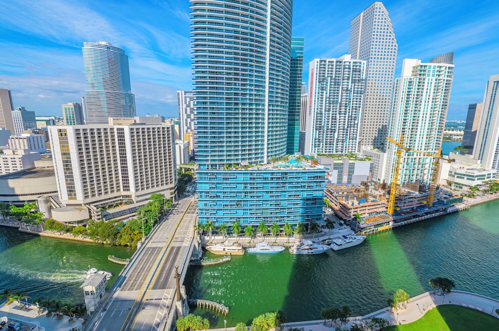 Icon Brickell