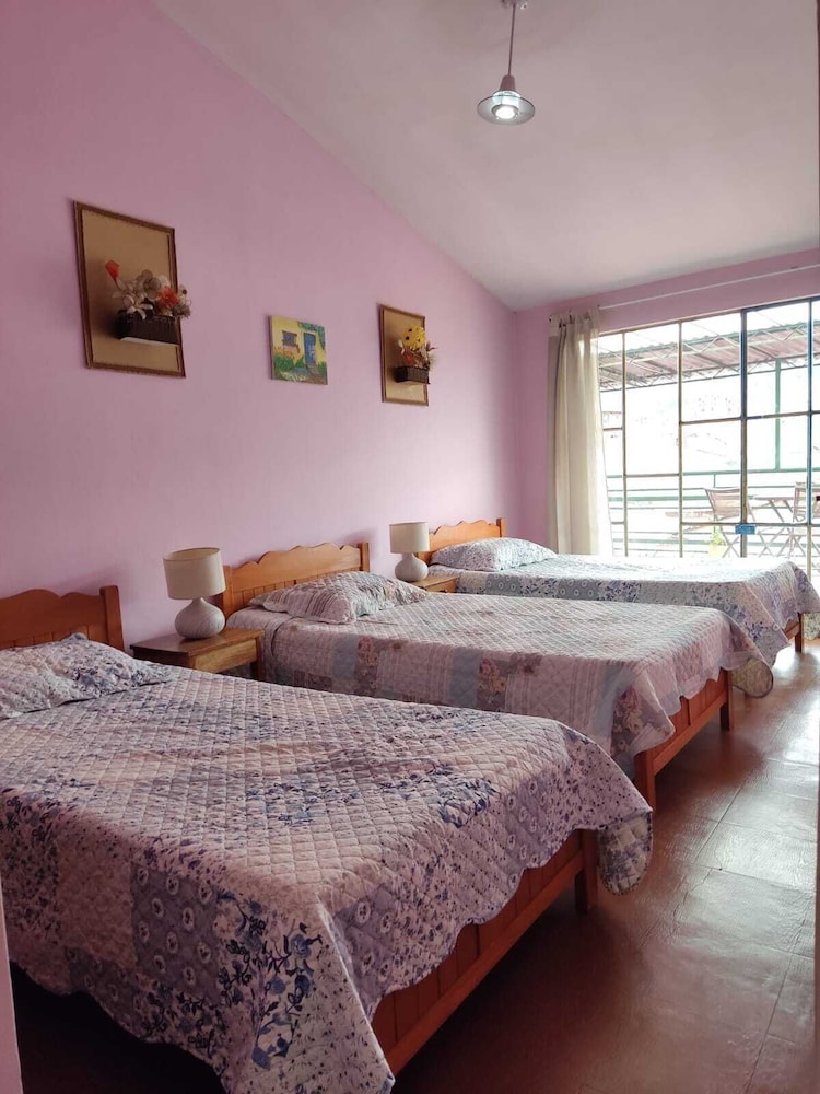 Casa Familiar Gloria