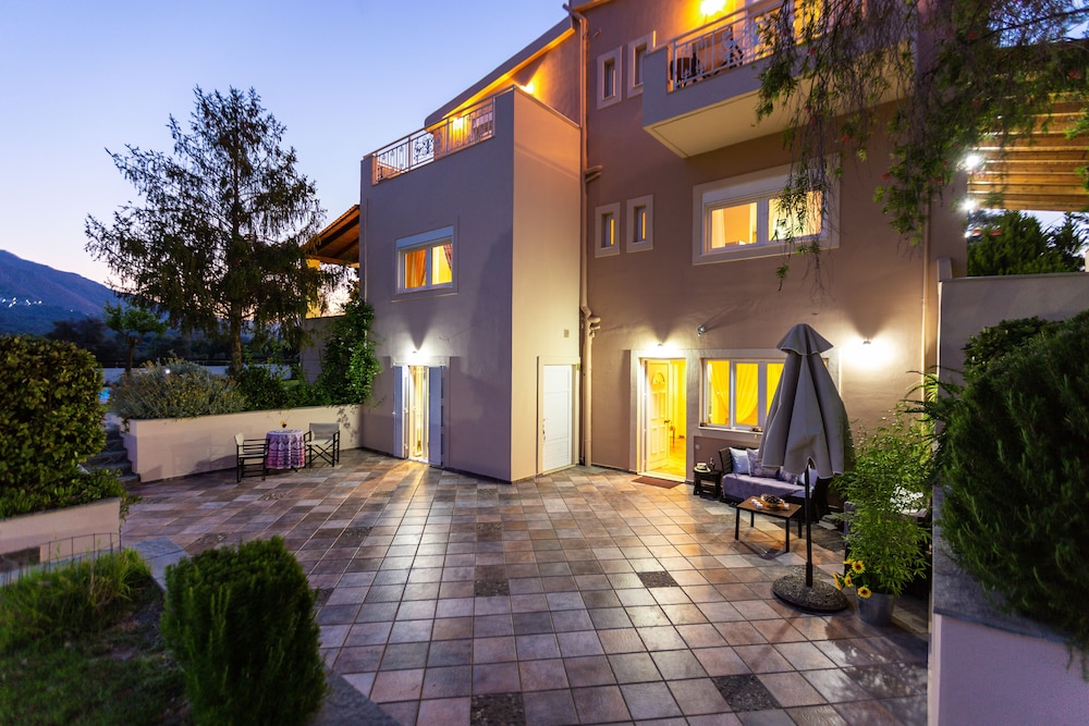 Villa Aurora