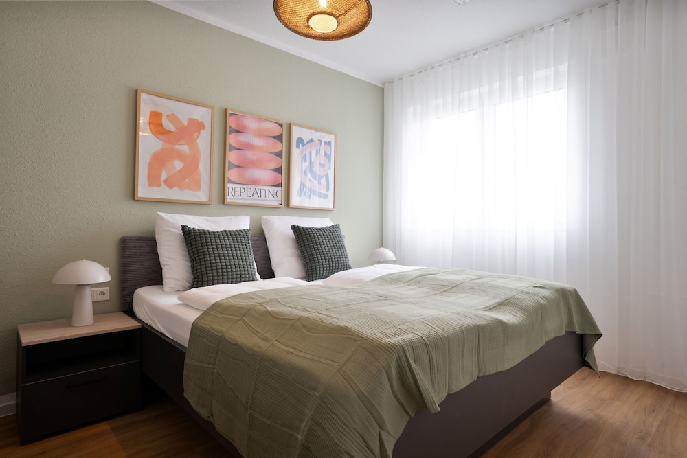 Premium Apartments I home2share