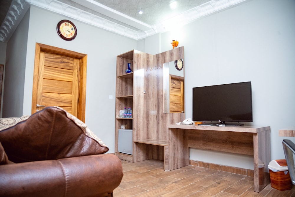 Accra Vacations - Ange Hill Hotel - Property Image 23