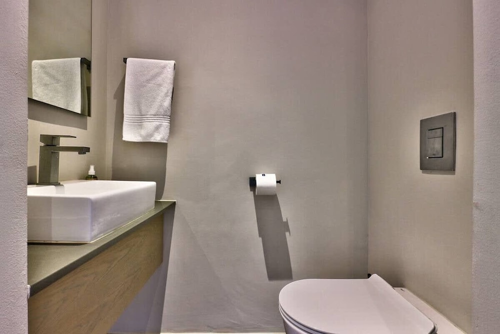 Deluxe Luxury 2 Bedroom Apartment Seapoint