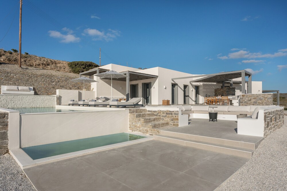 AVERA VILLAS