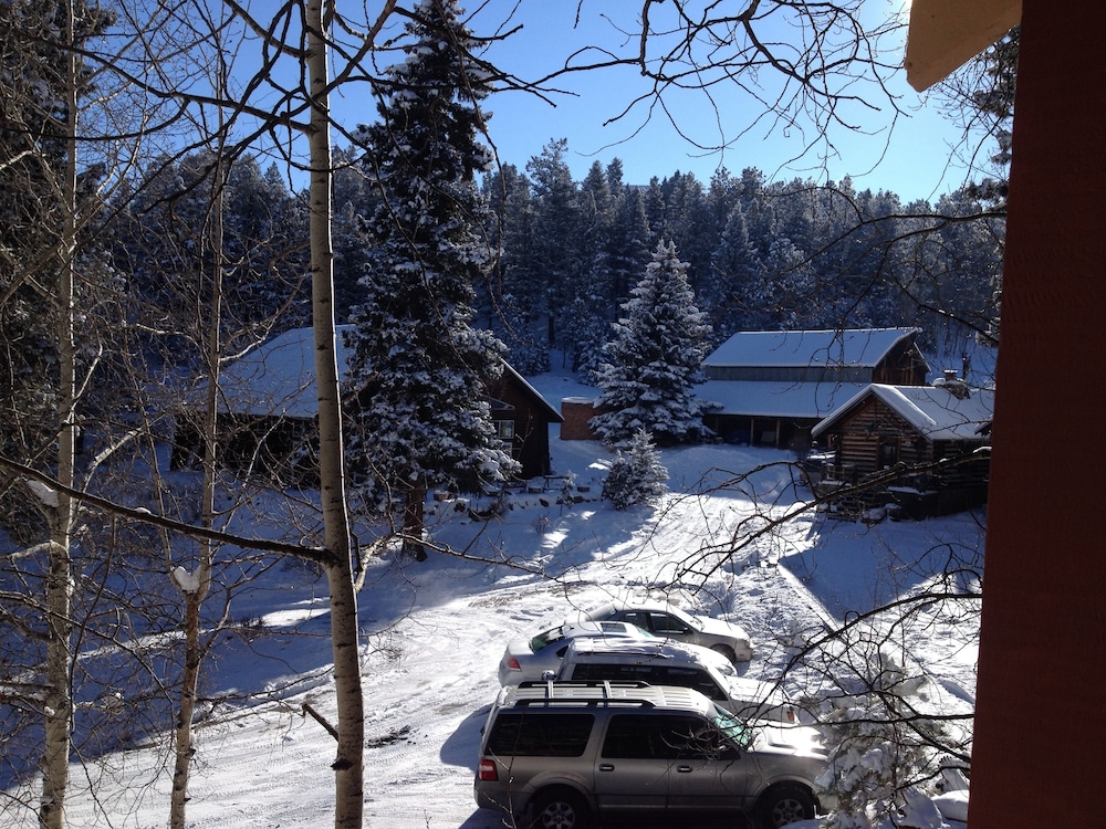 Meadow Creek Mountain Lodge and Event Center