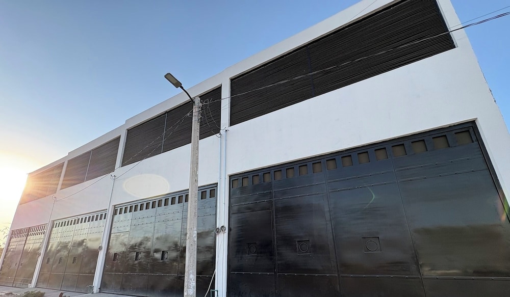 Periférico Bodega con Departamento C