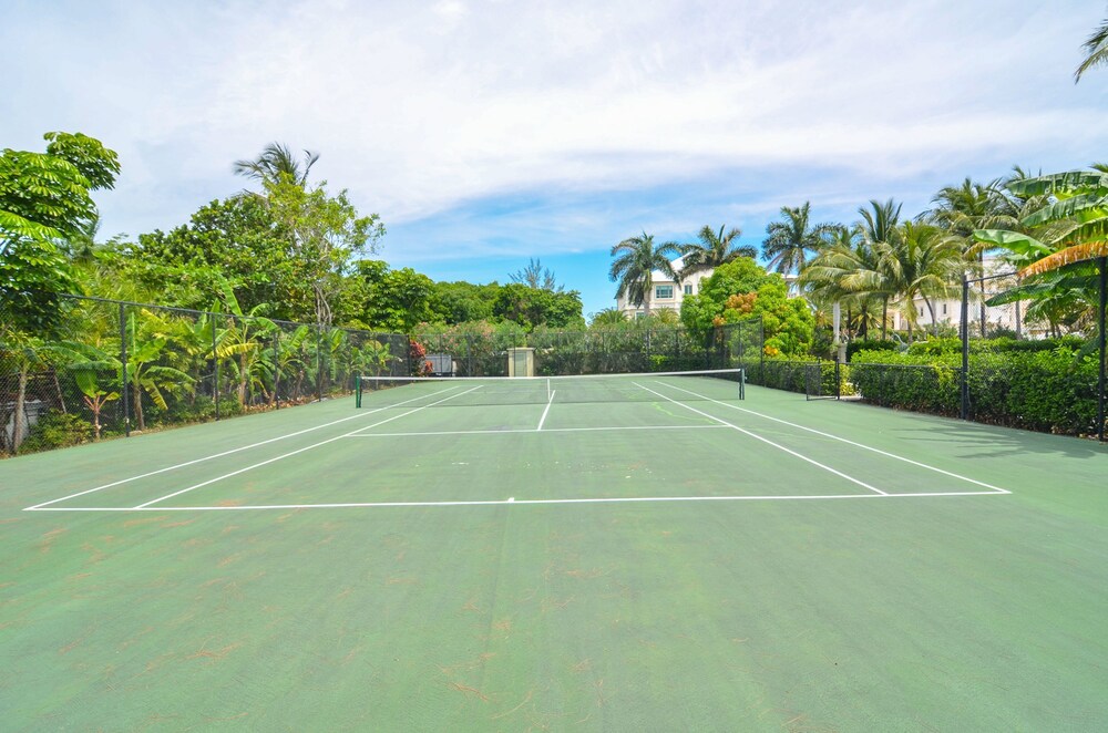 Villa B by the Sea in Nassau