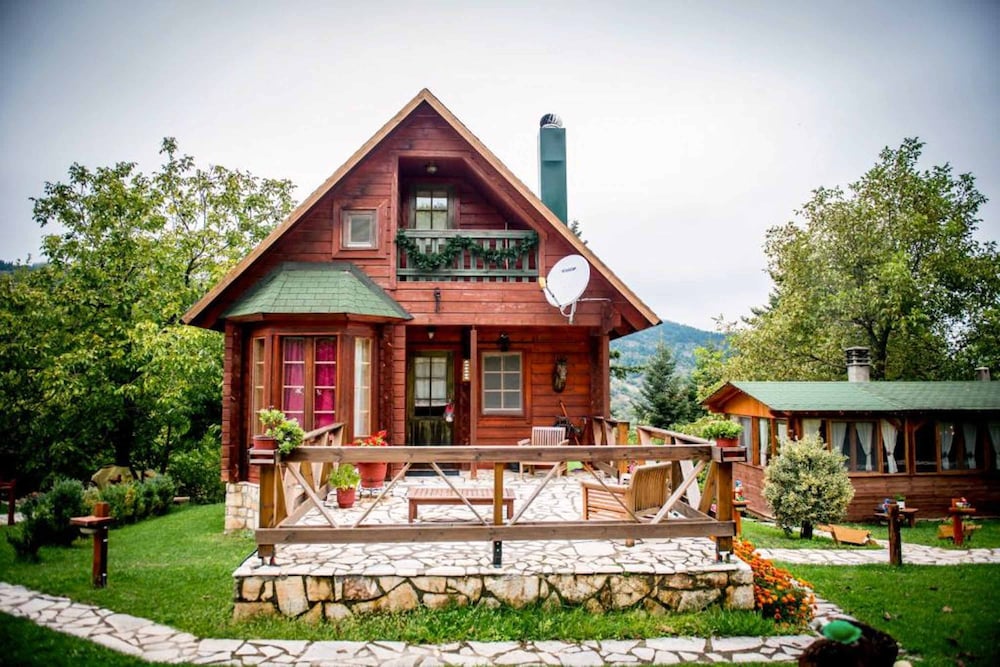 Kedra Village Superior Chalet - Mountain Escape
