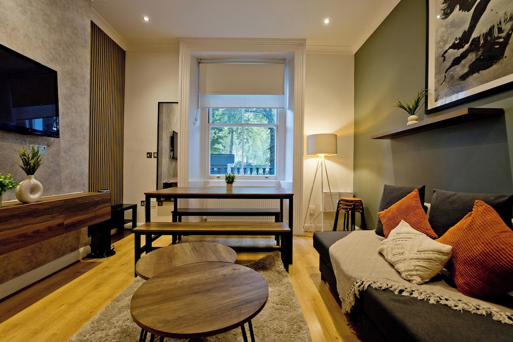 Imperial Argyle Square Apartment