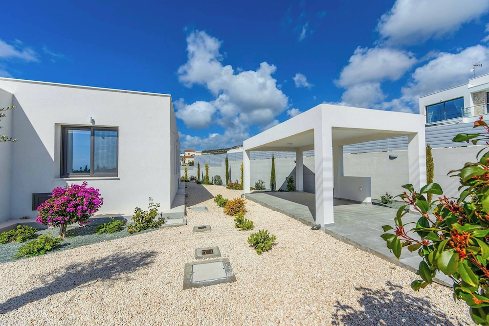 Villa Adaris