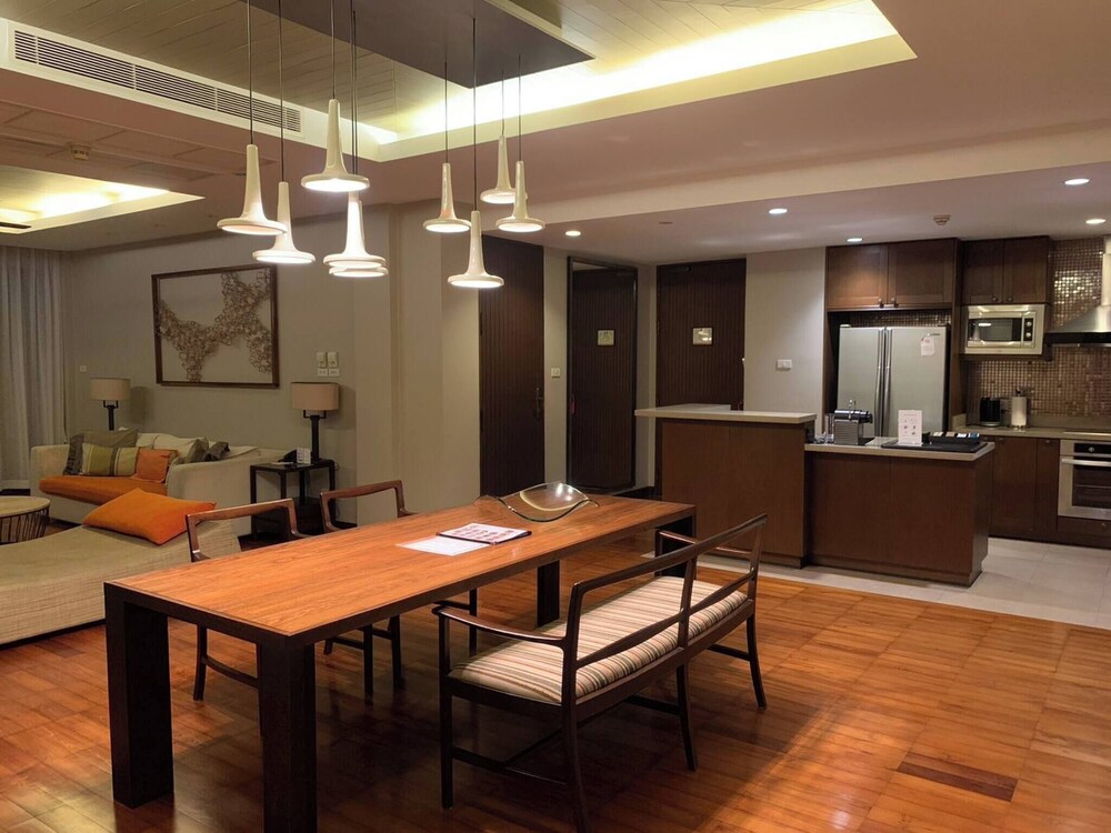 C Shasa Vela Condominium, Mared, Koh Samui