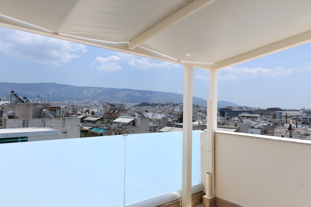 LIV - View and the City Studio in Athens