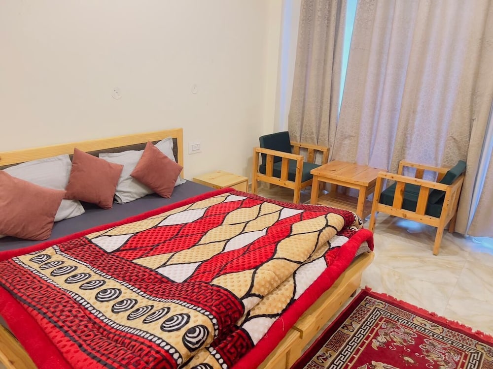 Hotel Kesri paradise