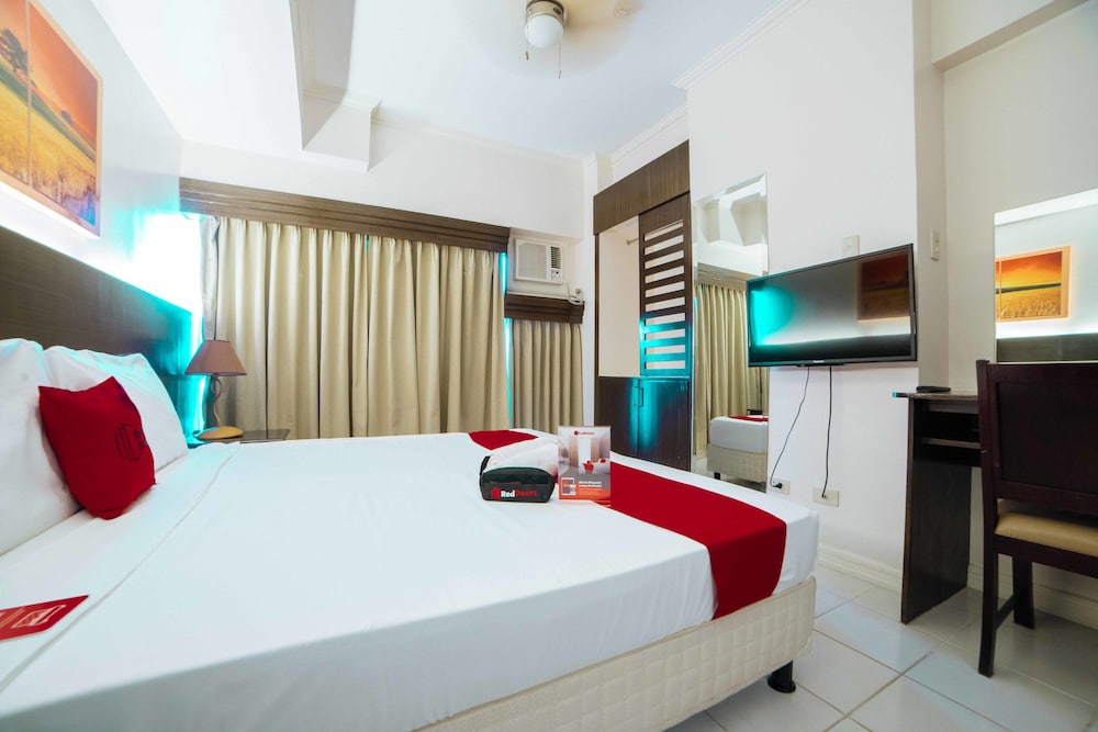 RedDoorz Premium @ Cityland Tagaytay 2 view 5