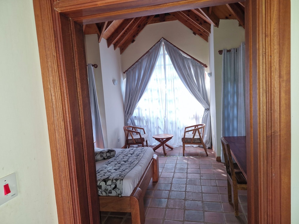OD KIDI COTTAGES