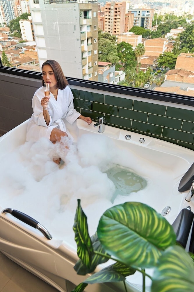 Estadio Jacuzzi Haven Cozy Rosa Negra Suite