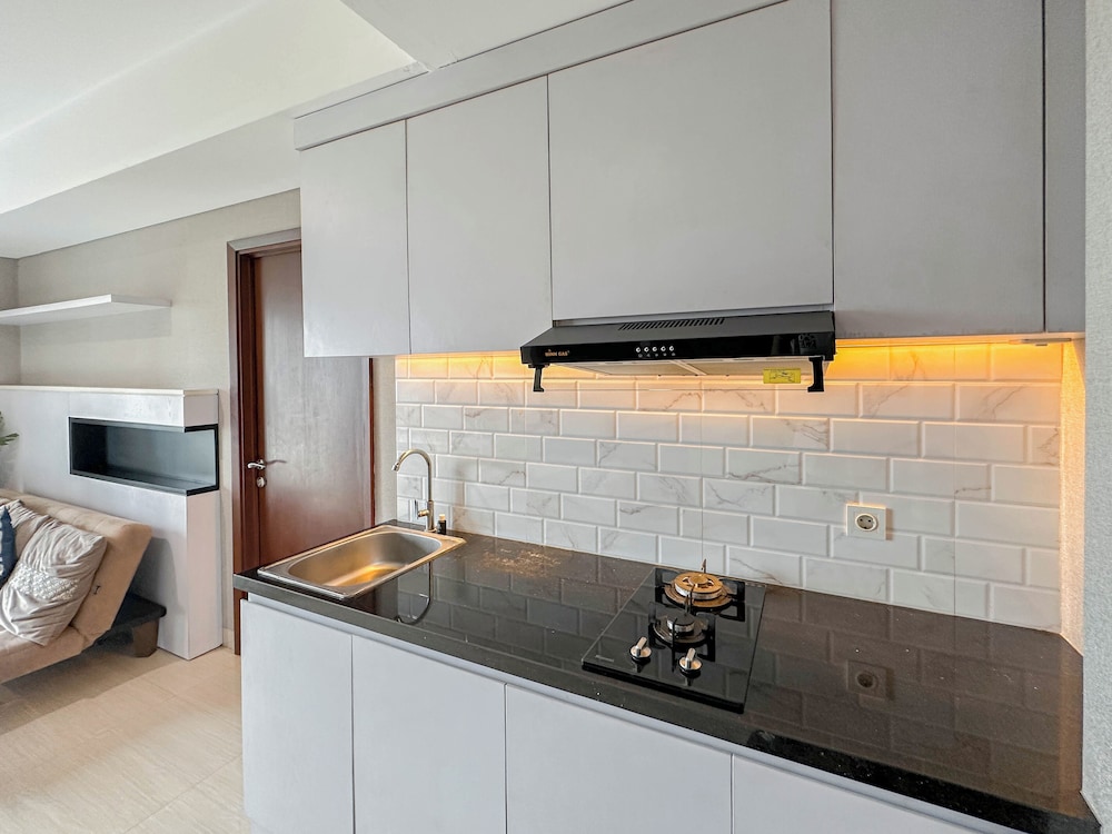 Pleasant And Strategic 1Br At Grand Sungkono Lagoon Apartment