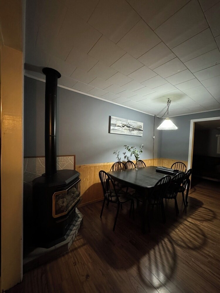 Alton Lodges